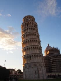 ピサの斜塔（イタリア）