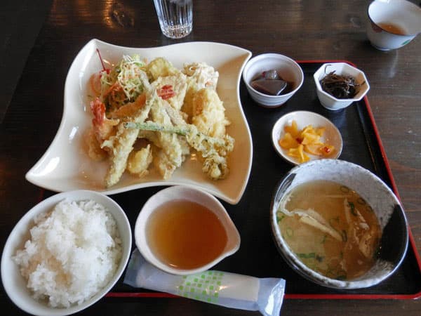 えびと魚の天ぷら定食