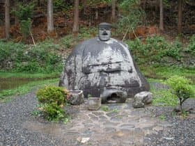 長野県　万治の石仏