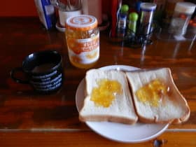 朝食