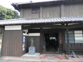西望生誕之家　入口