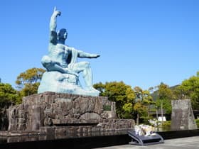 平和祈念像