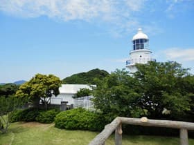 樺島灯台前から