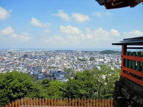 神社からの新宮市景色