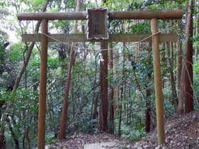 入口の鳥居