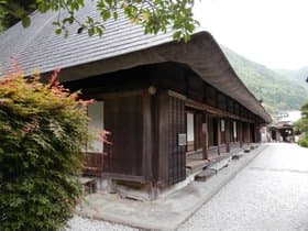 鶴富屋敷正面
