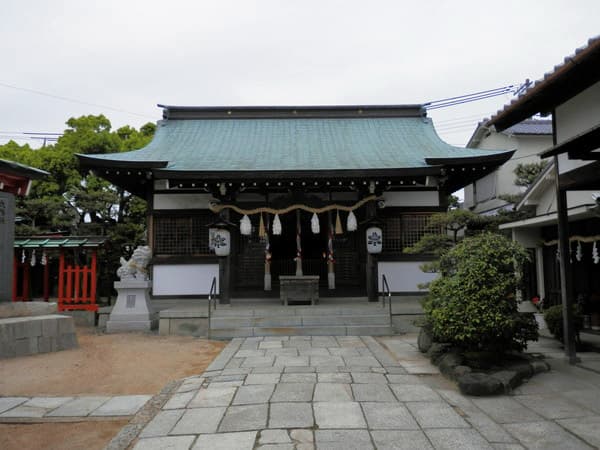 岩屋神社