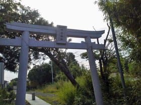 東入口